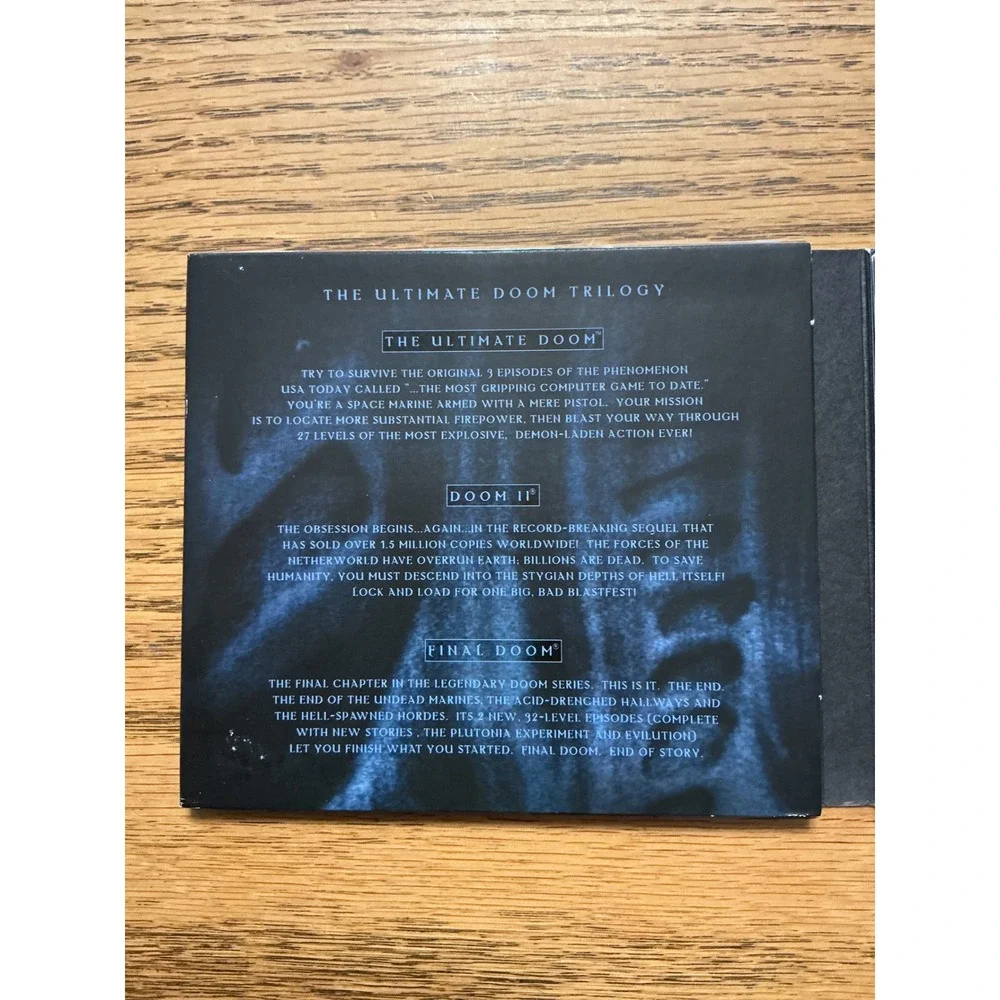 Doom Collector's Edition The Ultimate Doom Trilogy PC2003 Activision id Software